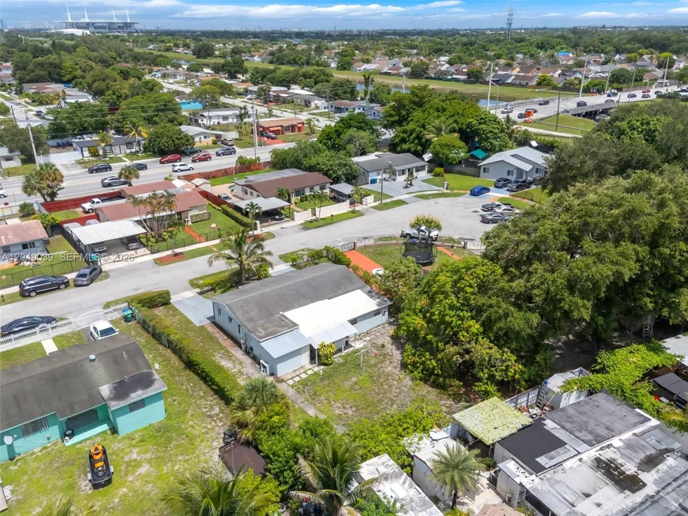 20630 NW 37th Ct Miami Gardens, FL 33055
