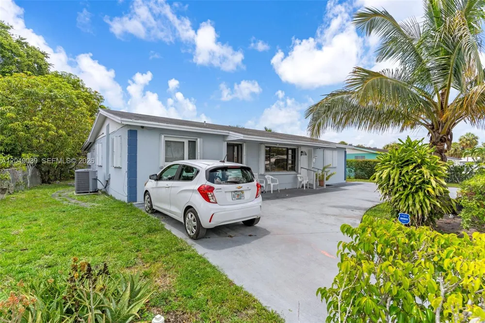 20630 NW 37th Ct Miami Gardens, FL 33055