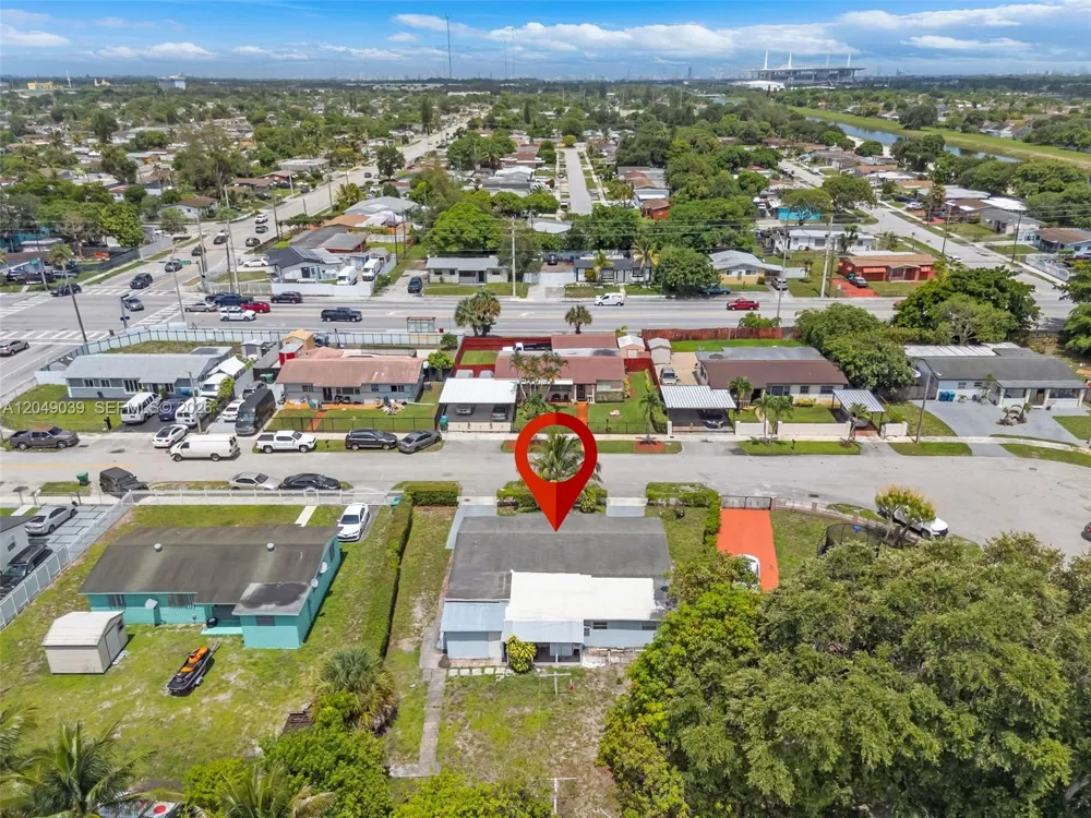 20630 NW 37th Ct Miami Gardens, FL 33055