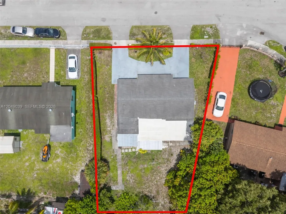 20630 NW 37th Ct Miami Gardens, FL 33055