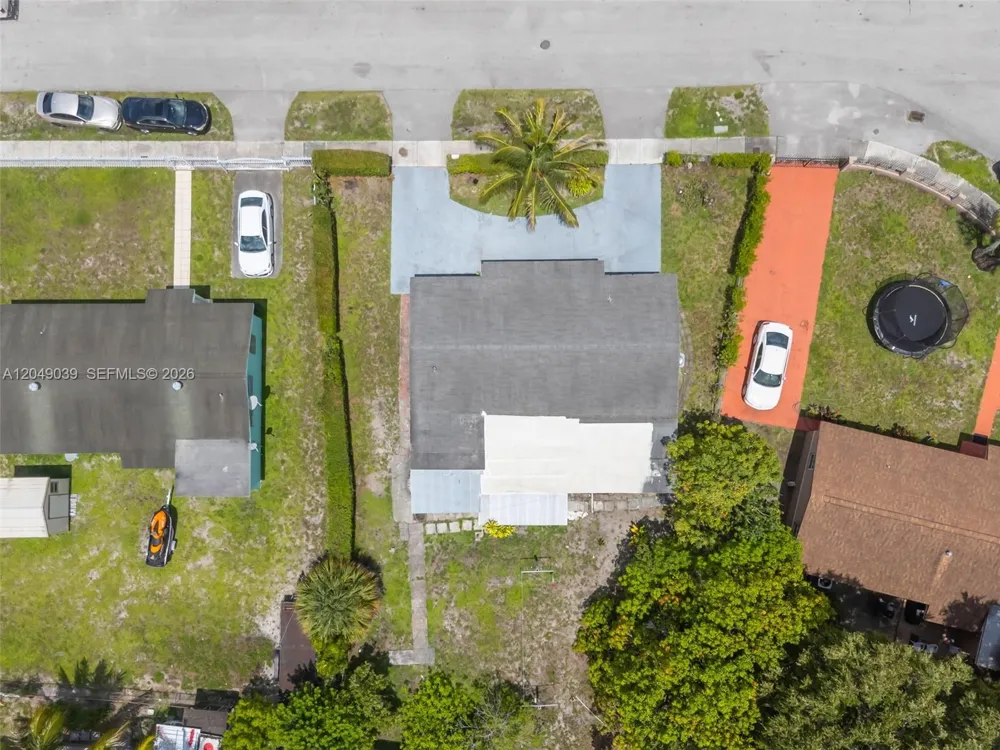 20630 NW 37th Ct Miami Gardens, FL 33055