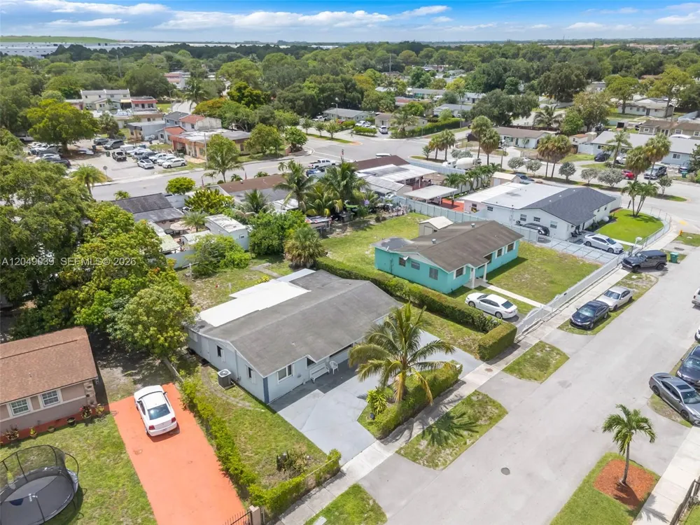 20630 NW 37th Ct Miami Gardens, FL 33055