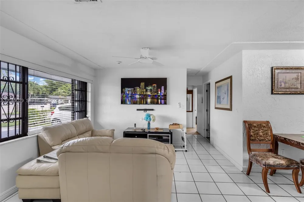 20630 NW 37th Ct Miami Gardens, FL 33055