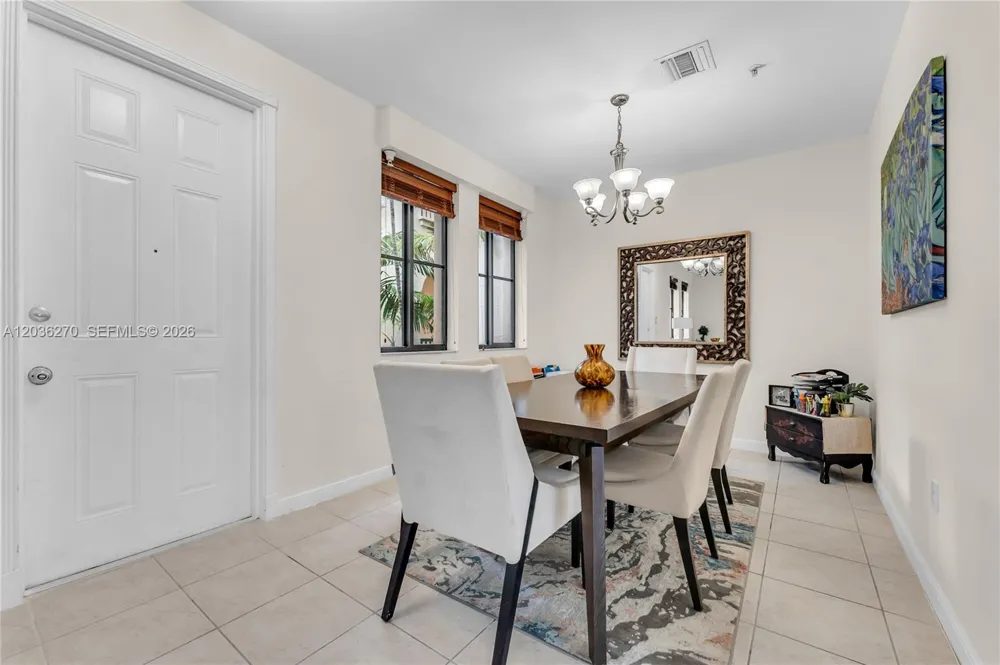2925 NW 126th Ave #306-1 Sunrise, FL 33323