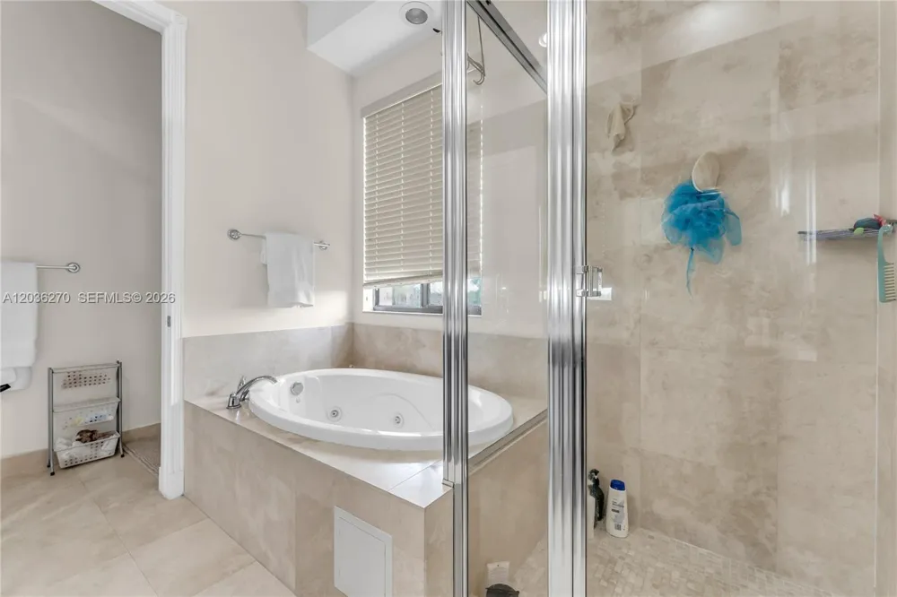 2925 NW 126th Ave #306-1 Sunrise, FL 33323