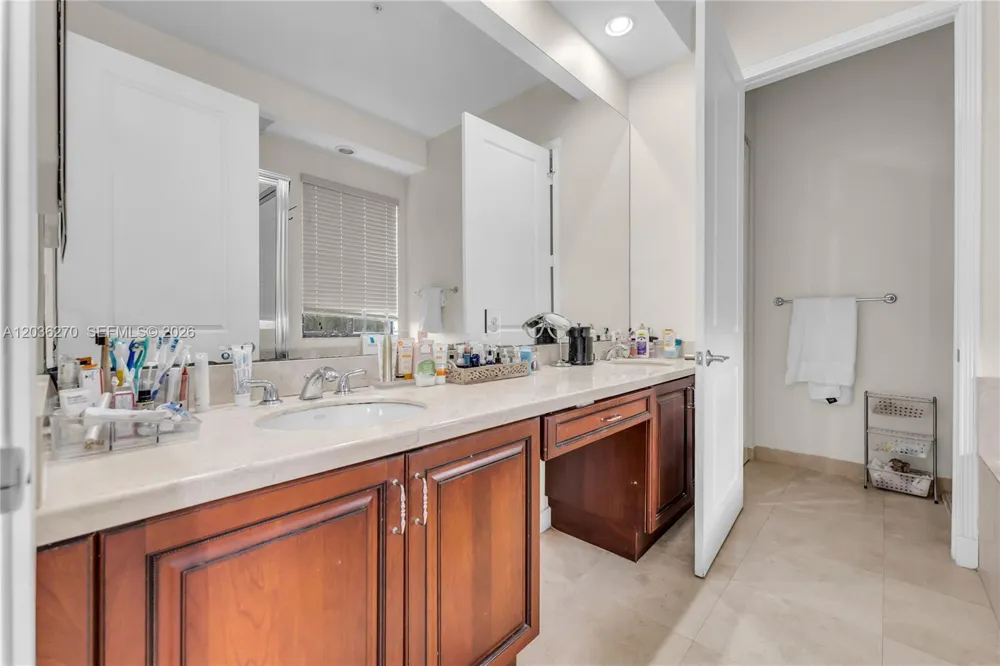 2925 NW 126th Ave #306-1 Sunrise, FL 33323