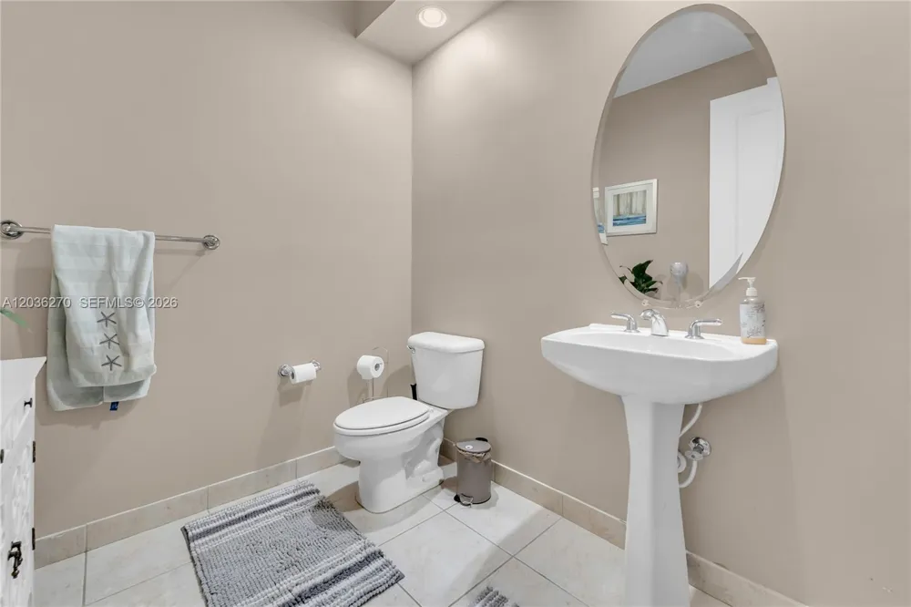 2925 NW 126th Ave #306-1 Sunrise, FL 33323