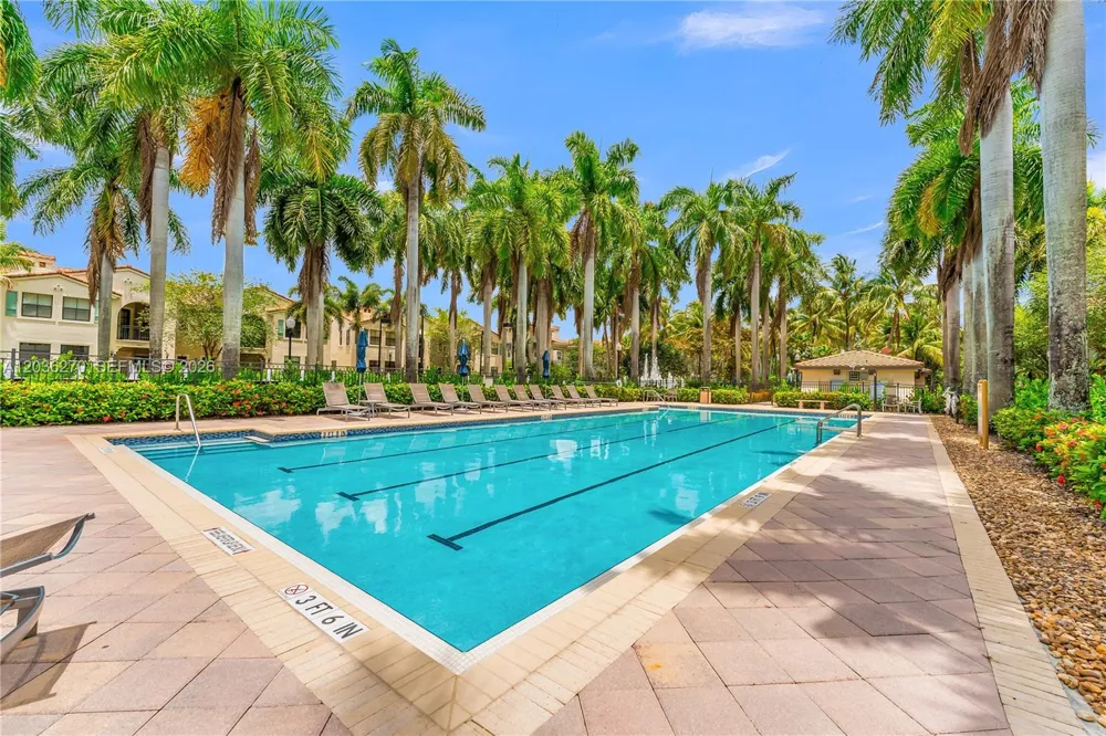2925 NW 126th Ave #306-1 Sunrise, FL 33323