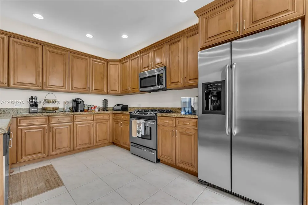 2925 NW 126th Ave #306-1 Sunrise, FL 33323