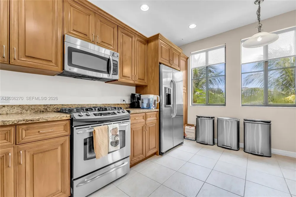 2925 NW 126th Ave #306-1 Sunrise, FL 33323