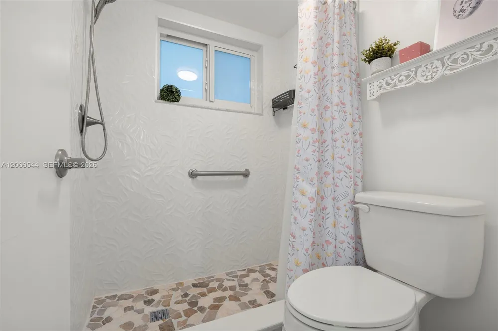 6750 Royal Palm Blvd #107E Margate, FL 33063