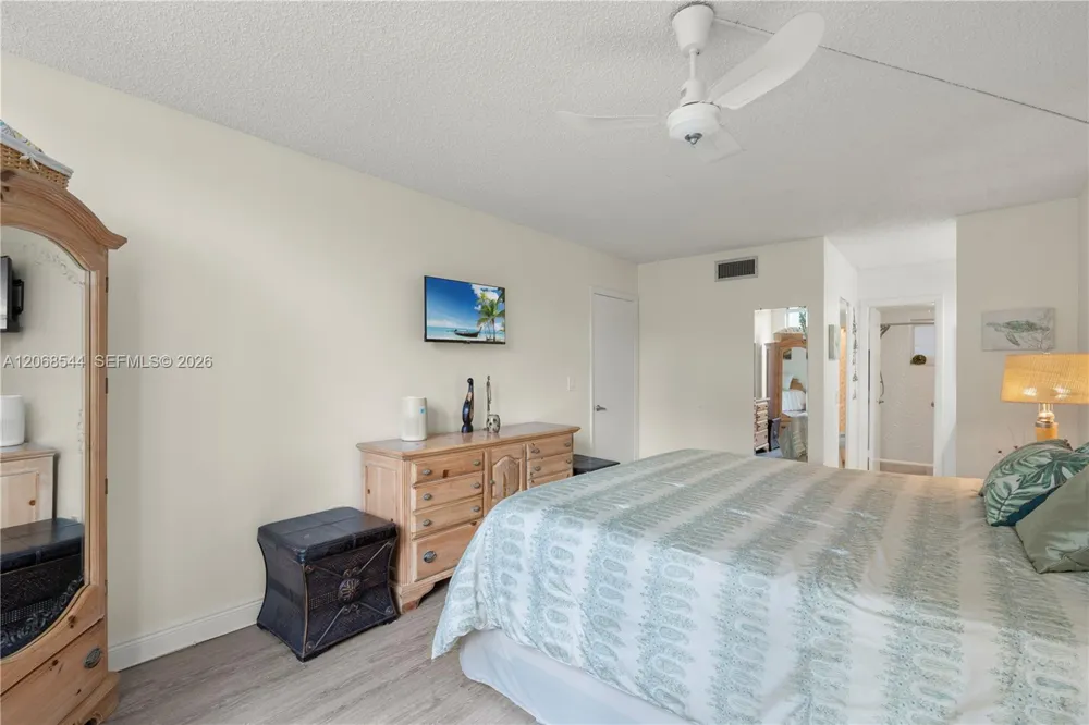 6750 Royal Palm Blvd #107E Margate, FL 33063