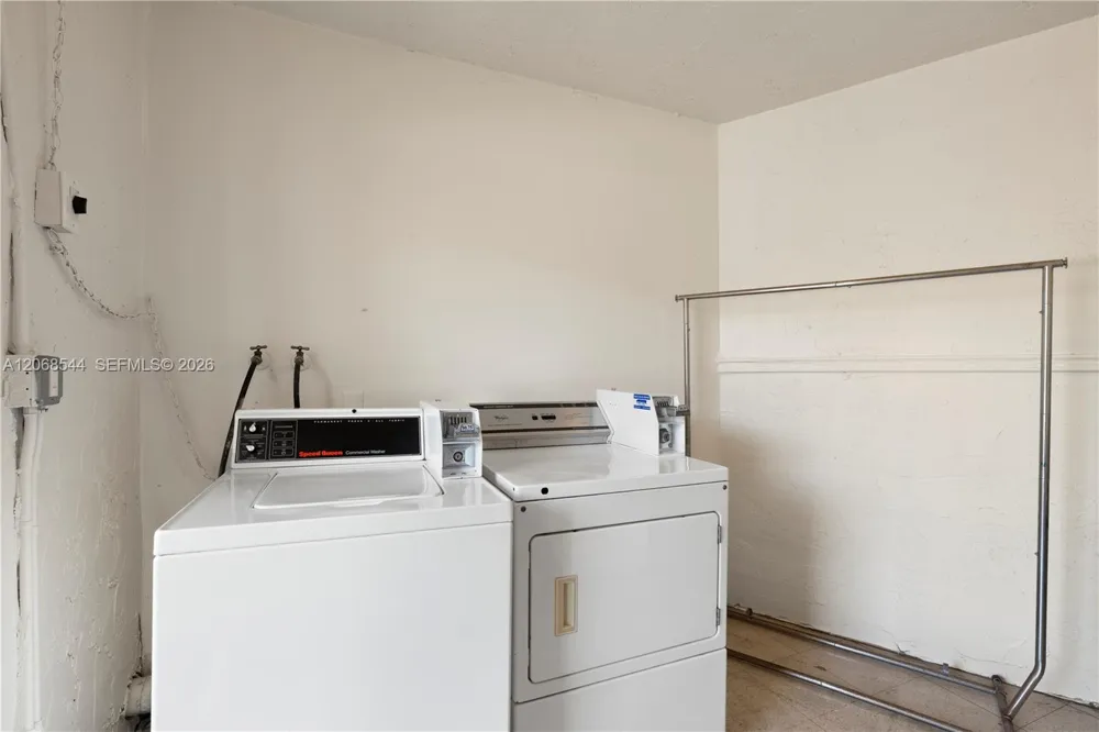 6750 Royal Palm Blvd #107E Margate, FL 33063