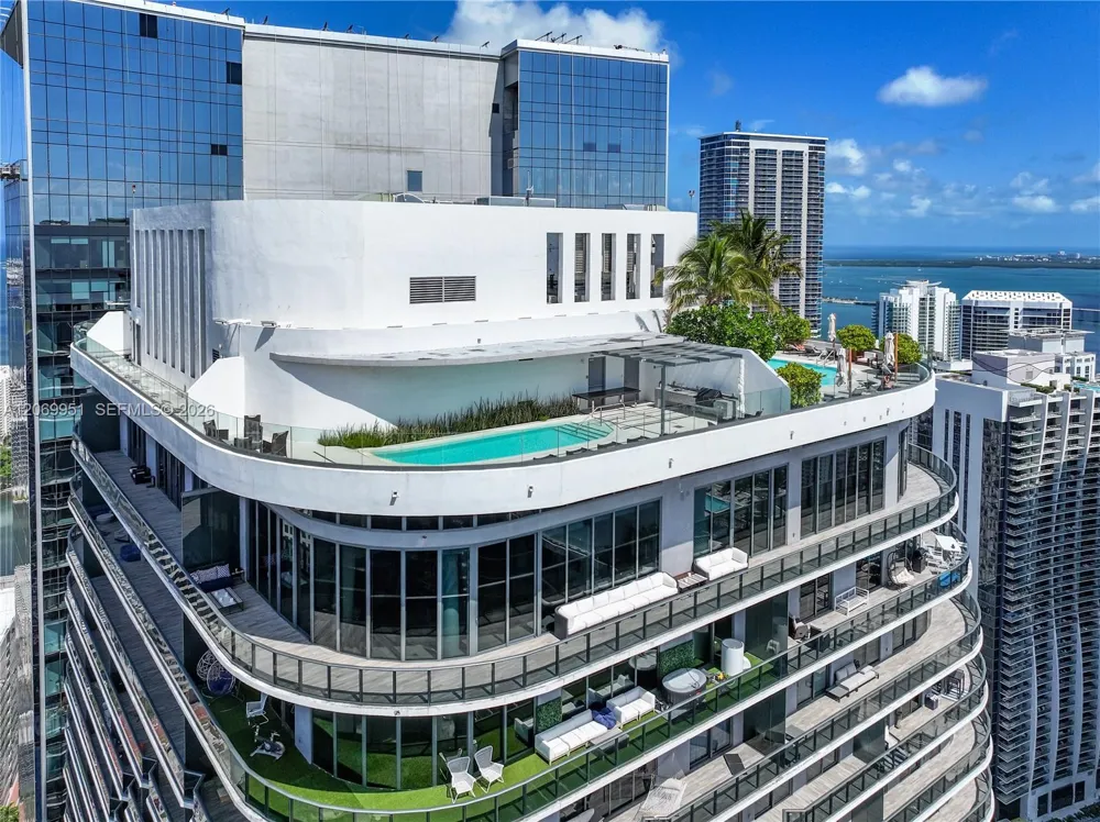 801 S Miami Ave #PH5801 Miami, FL 33130