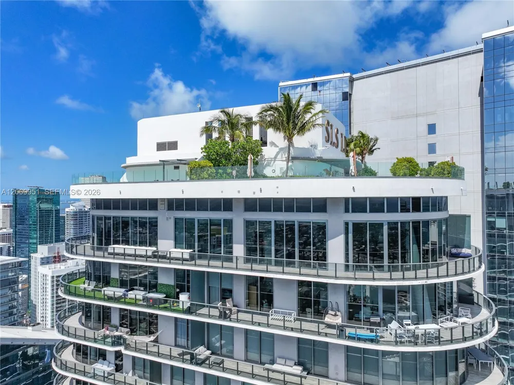 801 S Miami Ave #PH5801 Miami, FL 33130