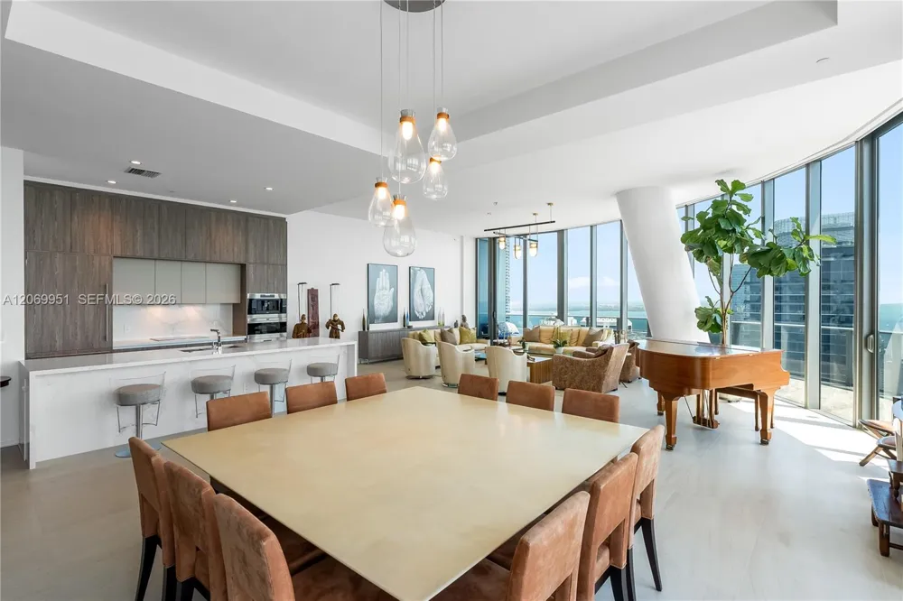 801 S Miami Ave #PH5801 Miami, FL 33130