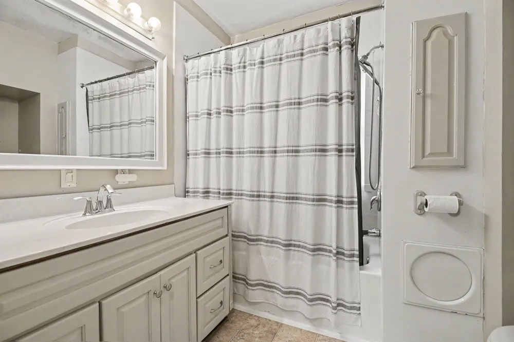 5403 36th Avenue SW Hudsonville, MI 49426
