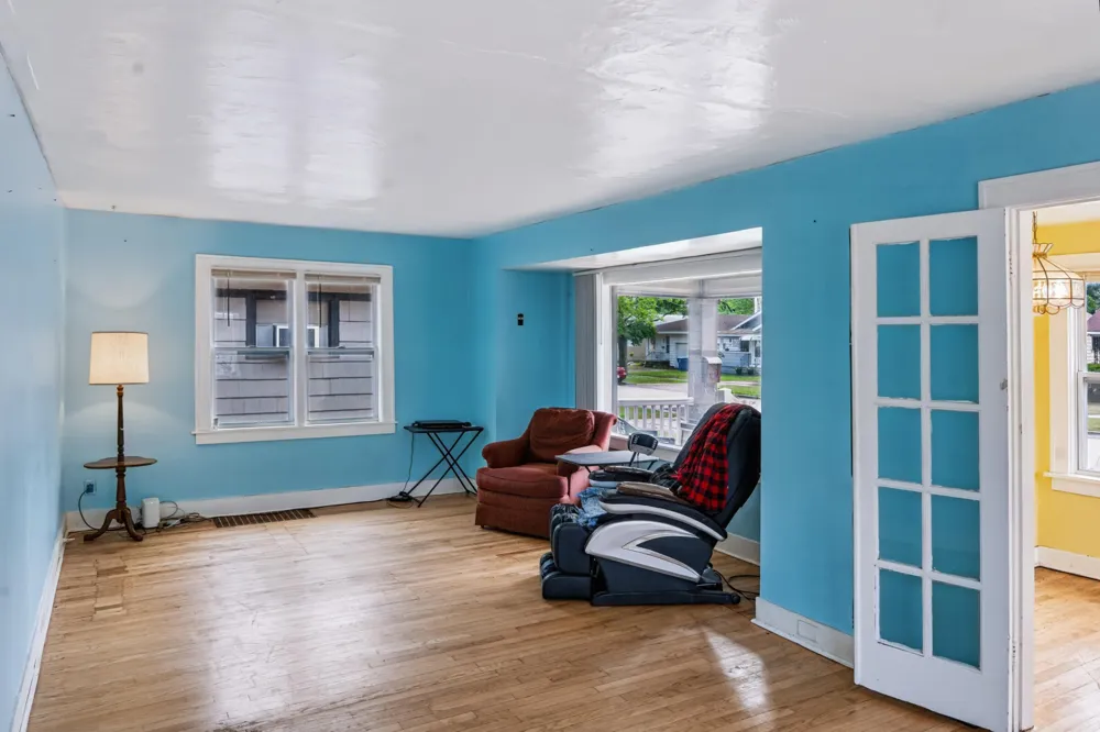 866 E Isabella Avenue Muskegon, MI 49442