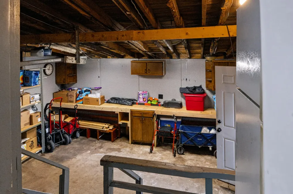 866 E Isabella Avenue Muskegon, MI 49442