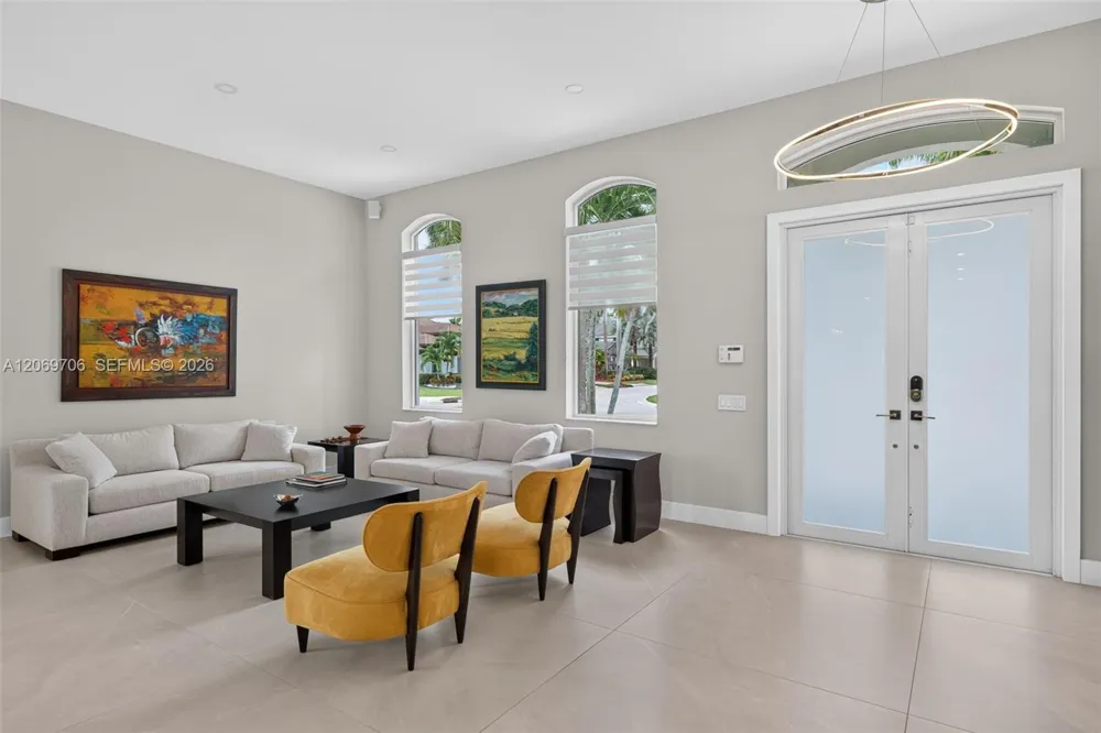 2126 Quail Roost Dr Weston, FL 33327