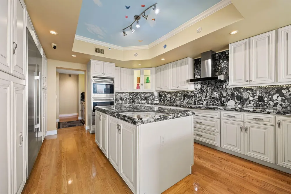 3055 Harbor Drive #1603 Fort Lauderdale, FL 33316