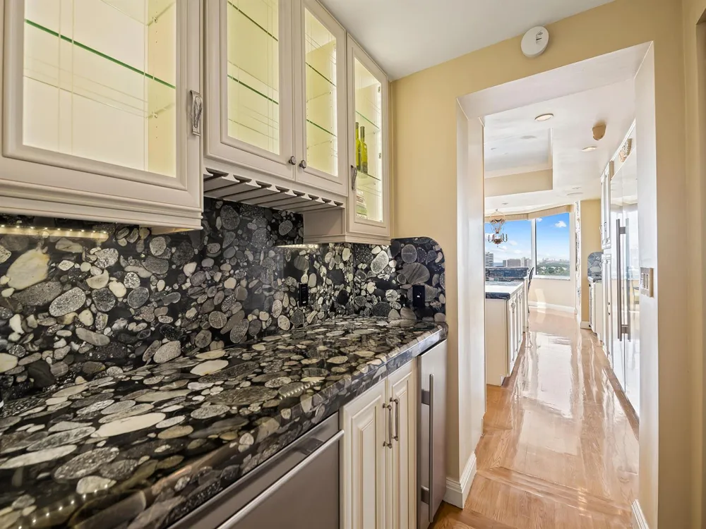 3055 Harbor Drive #1603 Fort Lauderdale, FL 33316
