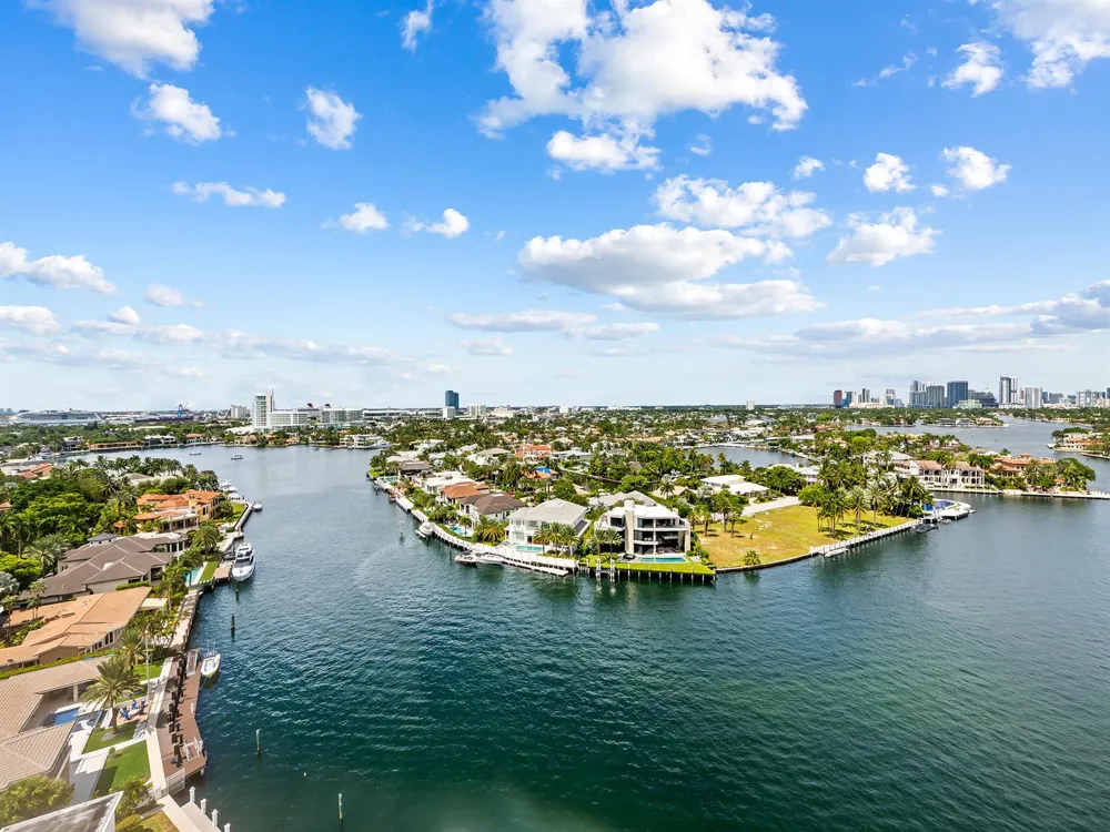 3055 Harbor Drive #1603 Fort Lauderdale, FL 33316