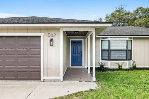 502 NW Goldcoast Ave