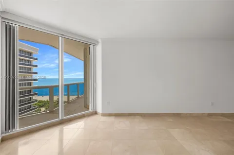 9559 Collins Ave #S9-D