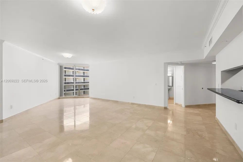 9559 Collins Ave #S9-D Surfside, FL 33154