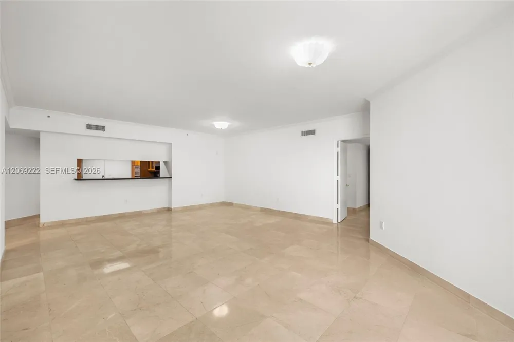 9559 Collins Ave #S9-D Surfside, FL 33154