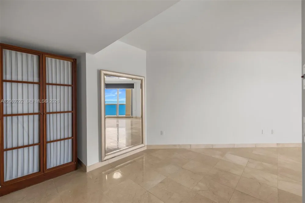 9559 Collins Ave #S9-D Surfside, FL 33154