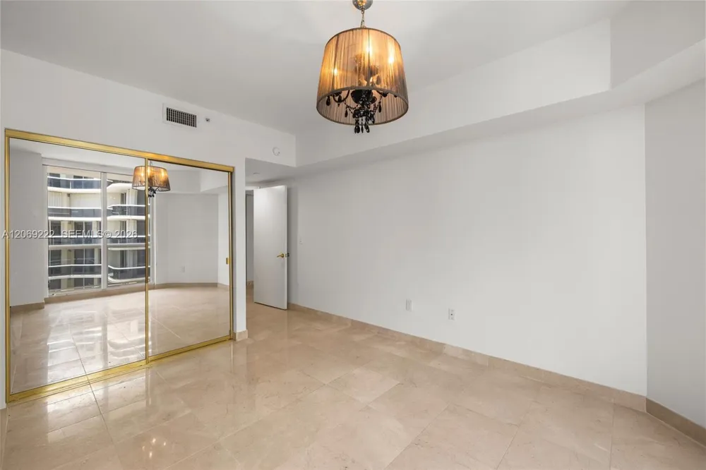 9559 Collins Ave #S9-D Surfside, FL 33154