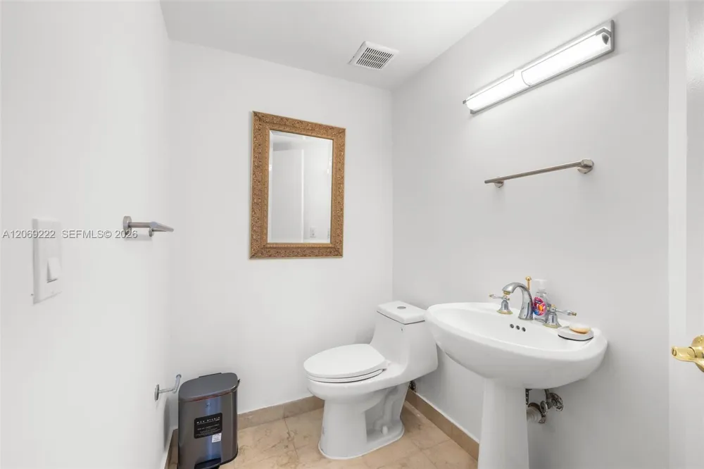 9559 Collins Ave #S9-D Surfside, FL 33154