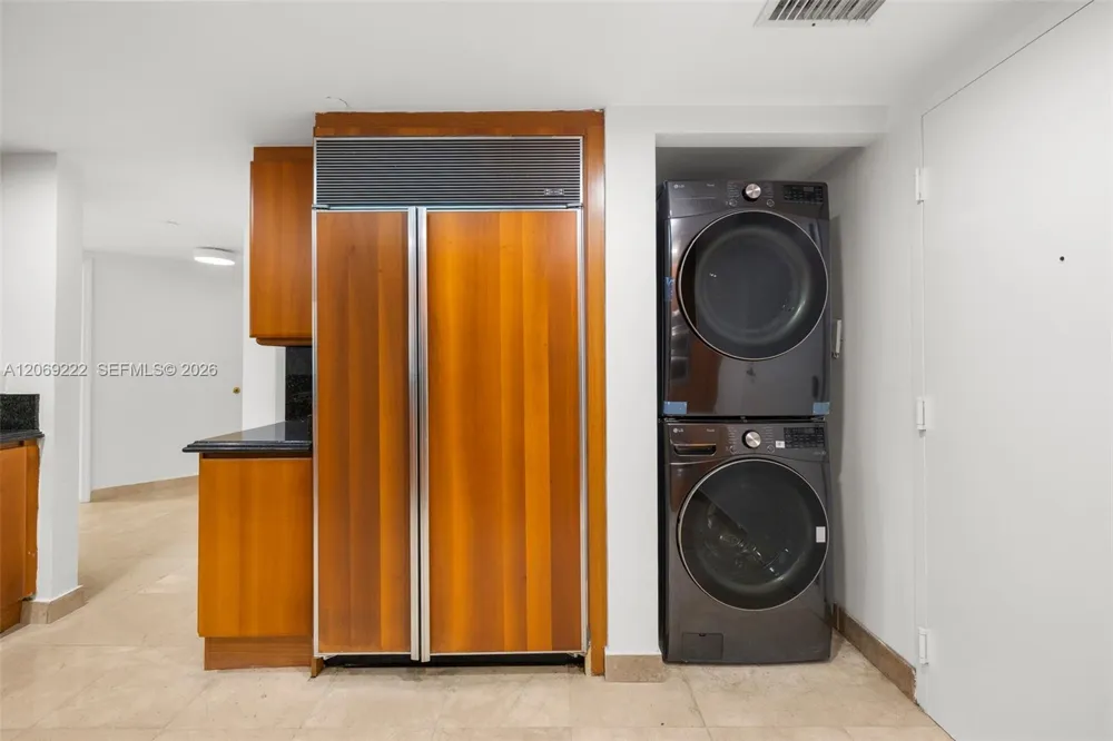 9559 Collins Ave #S9-D Surfside, FL 33154