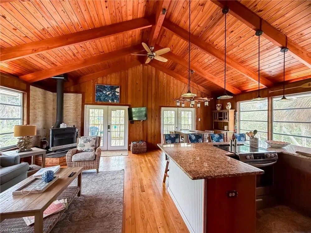 140 Mourning Dove Drive Upper Captiva, FL 33924