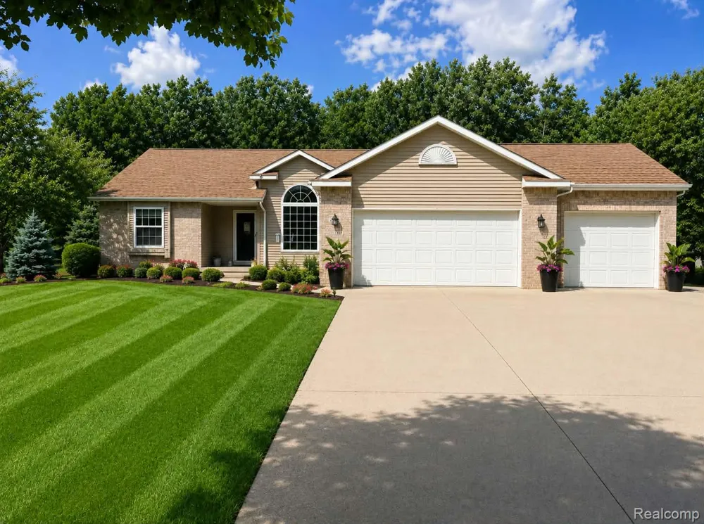 10070 Fenton Road Mundy Township, MI 48430