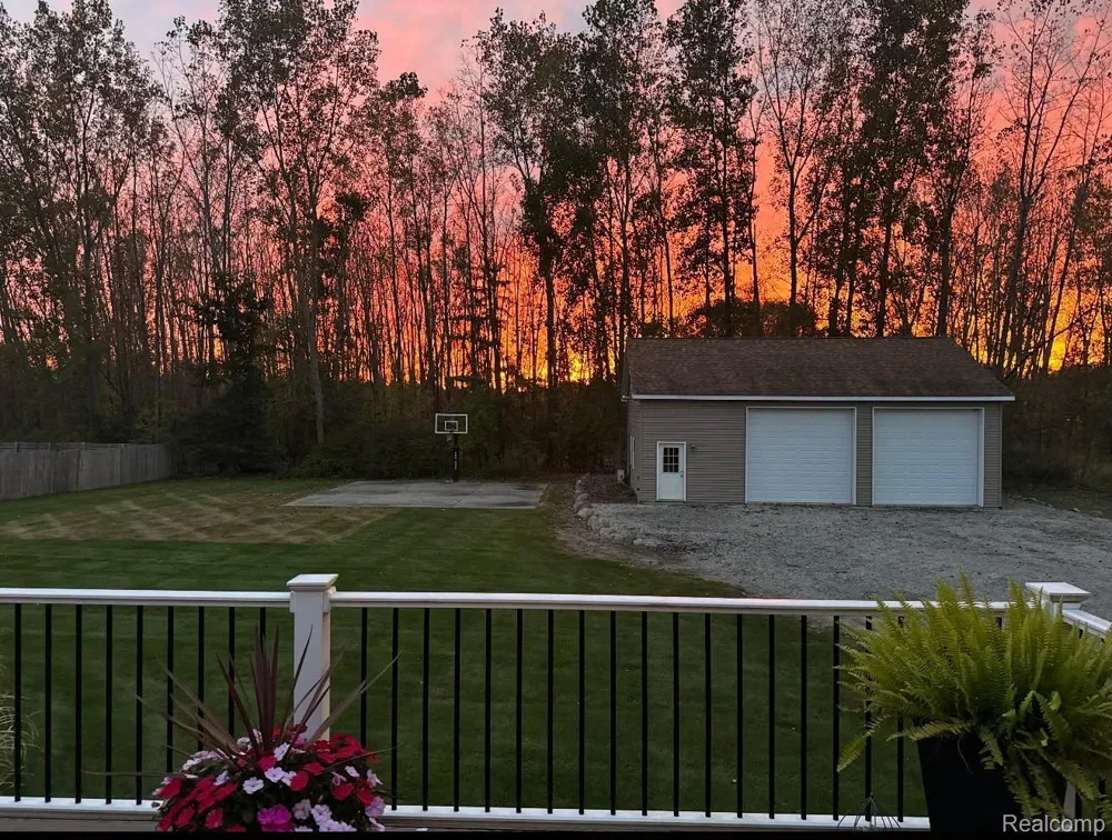 10070 Fenton Road Mundy Township, MI 48430
