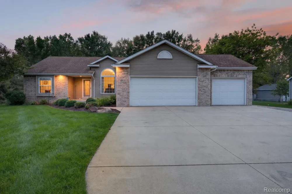 10070 Fenton Road Mundy Township, MI 48430