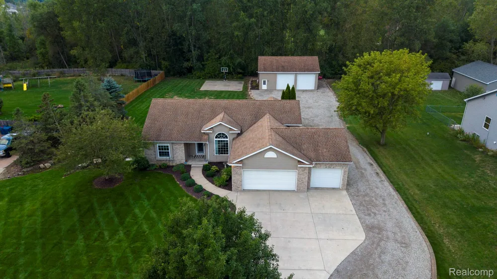 10070 Fenton Road Mundy Township, MI 48430