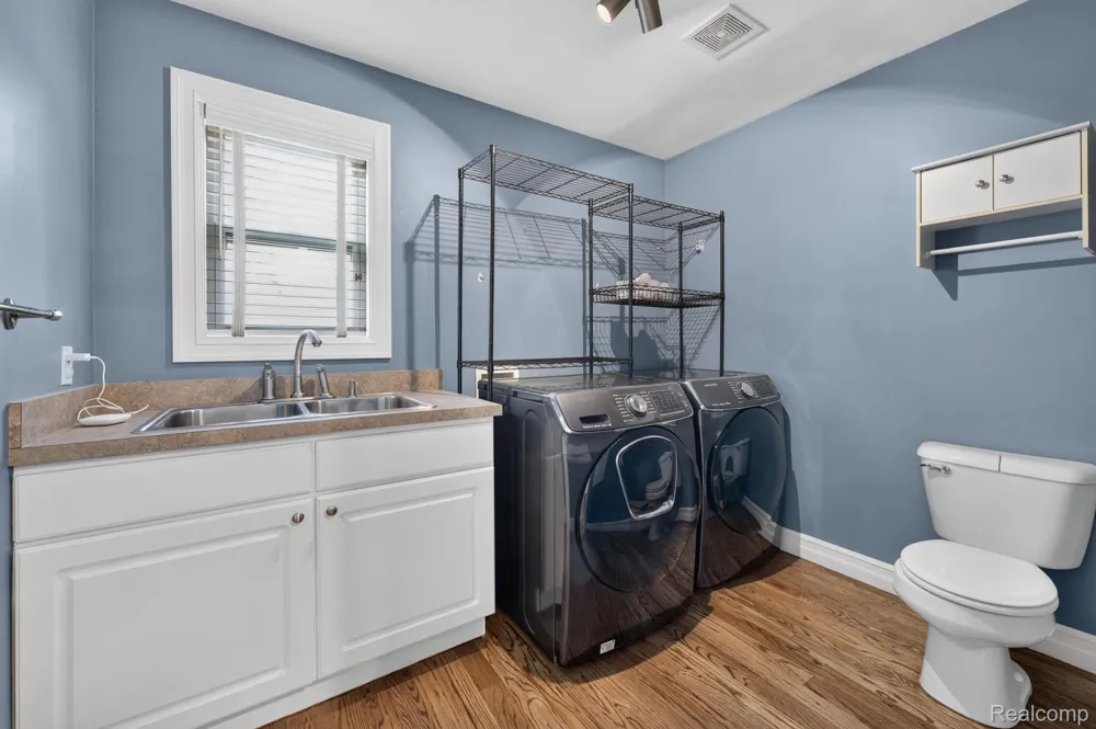 10070 Fenton Road Mundy Township, MI 48430