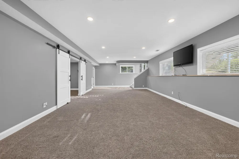10070 Fenton Road Mundy Township, MI 48430