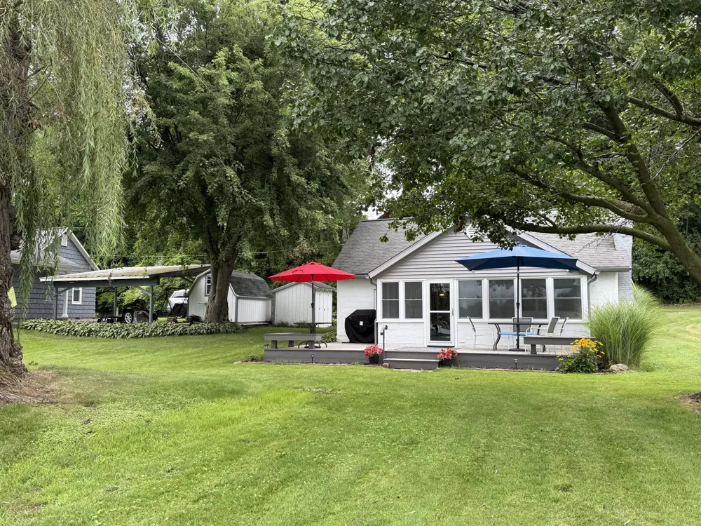 3152 Lake Drive Reading Township, MI 49274