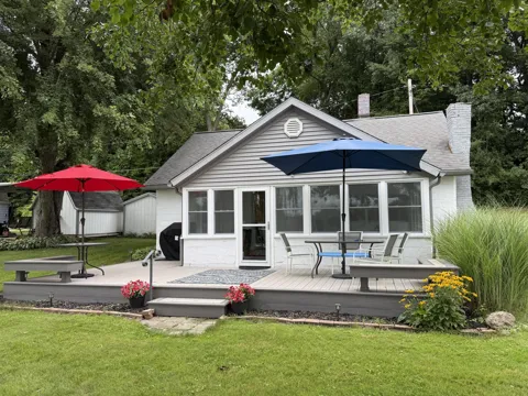 3152 Lake Drive