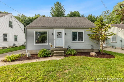 310 Rosemary Street SE