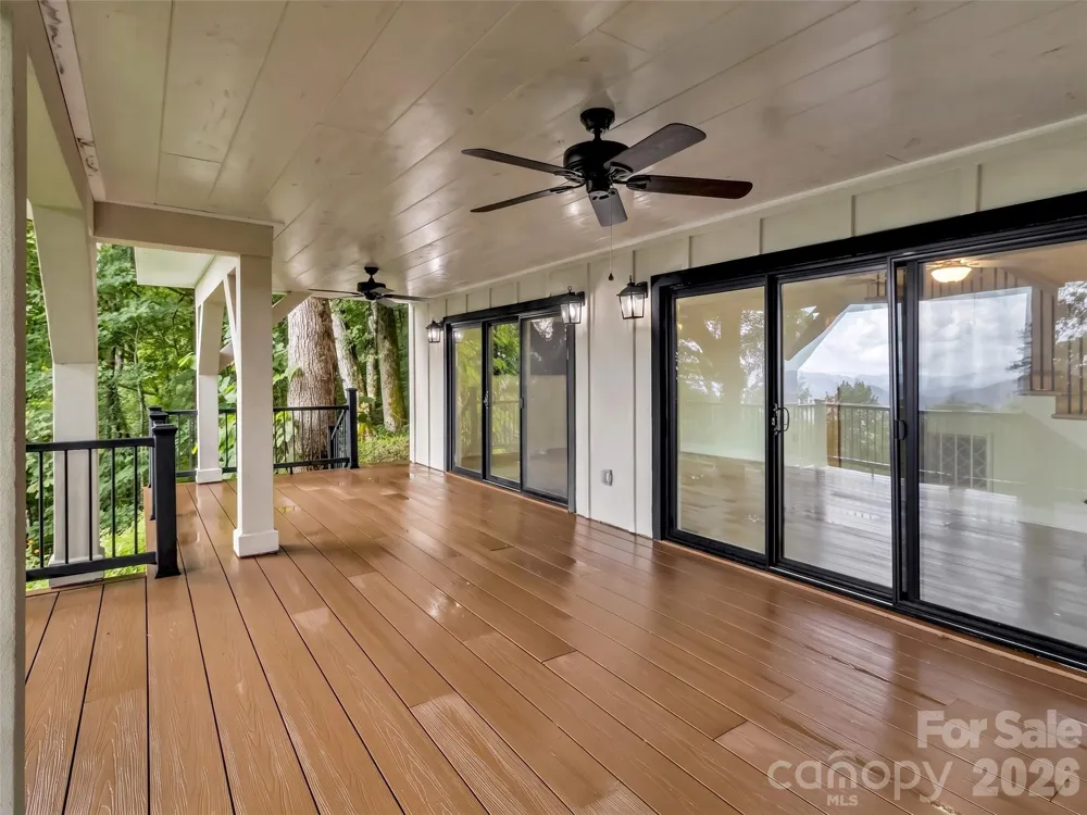 1551 Apple Creek Road Waynesville, NC 28786