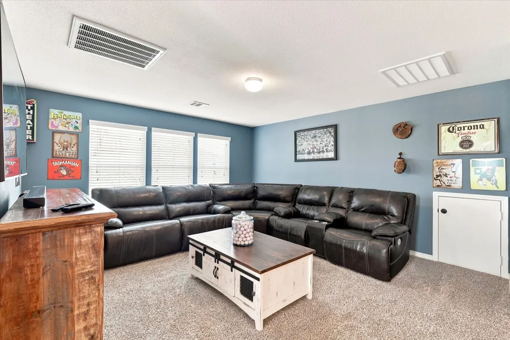 2613 Wayne Avenue Aubrey, TX 76227