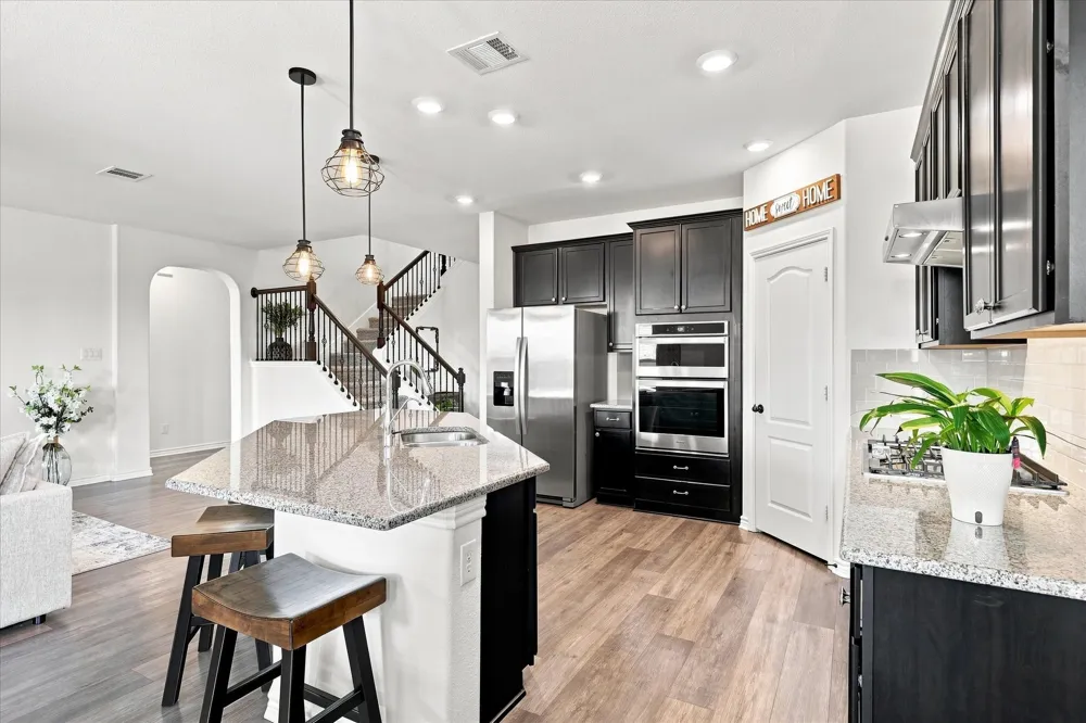 2613 Wayne Avenue Aubrey, TX 76227