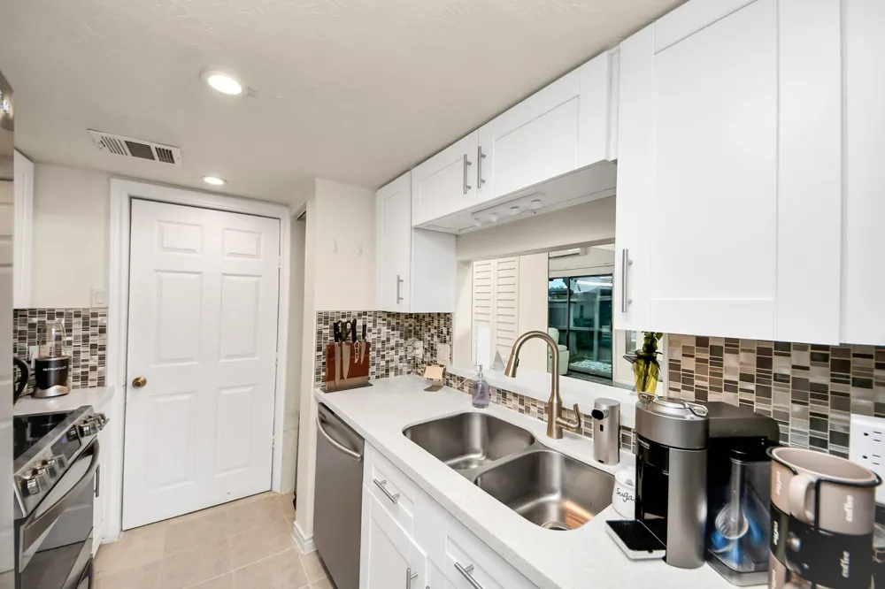 9512 Windswept Lane #9512 Houston, TX 77063