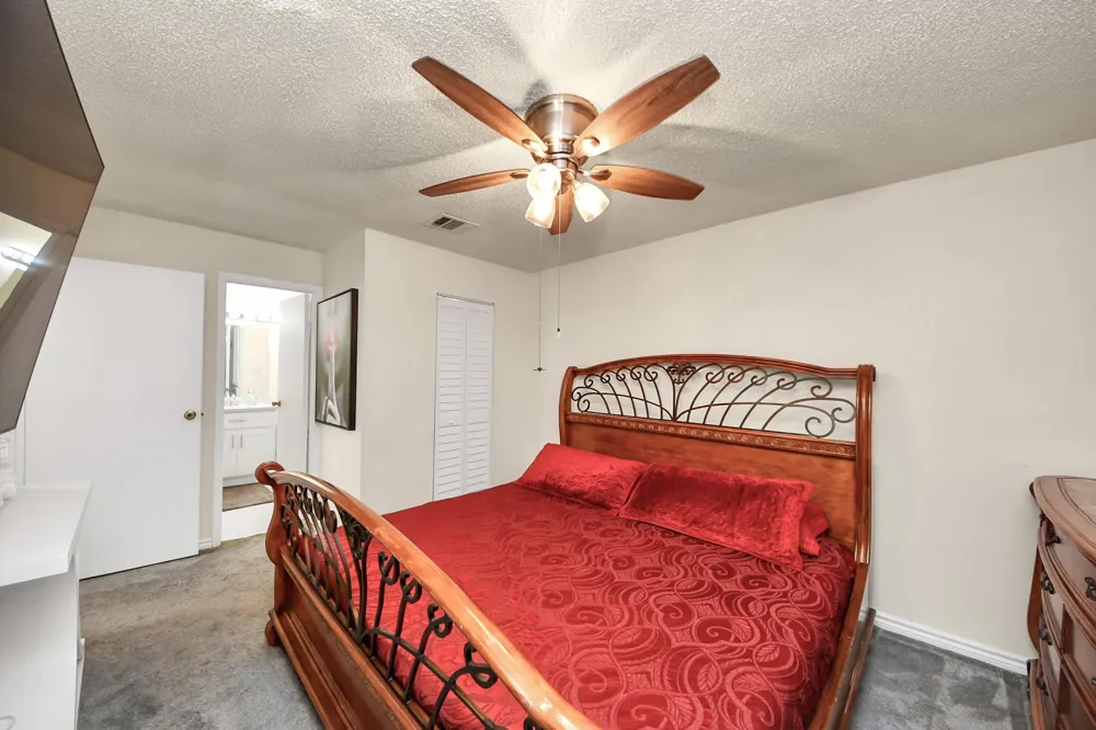 9512 Windswept Lane #9512 Houston, TX 77063